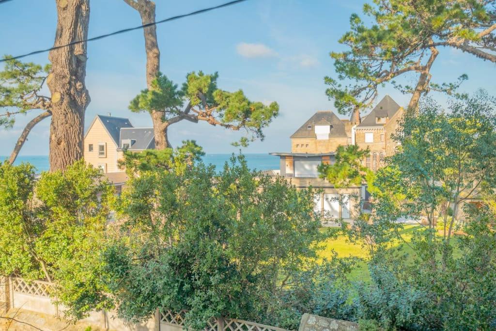 La Mer A Vos Pieds, La Plage A 50M Dinard Buitenkant foto